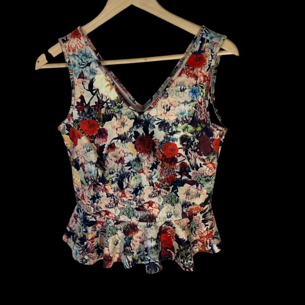 Gracia Floral NWOT Peplum Casual Career Top Sz M - Picture 2 of 6